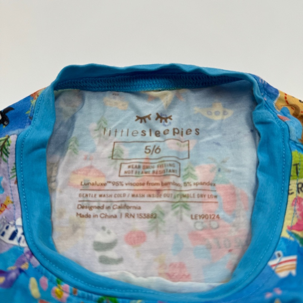 Little Sleepies Around the World Pajama Set Kids Size 5/6 Long Sleeve - Picture 4 of 8